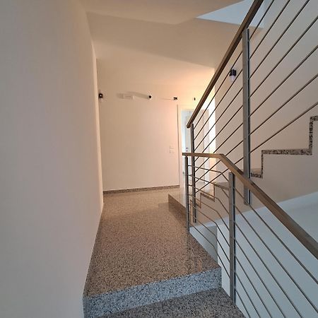Garibaldi 16 Room Legnaro Екстериор снимка